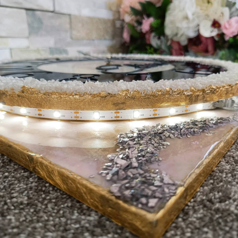 Tempo – Ceas dreptunghiular din rășină epoxidică handmade cu efect 3D și led [4]