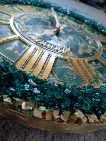 Ceas de perete handmade rasina epoxidica – Geode Marmorat Auriu Smarald, unicat 40–90 cm [1]