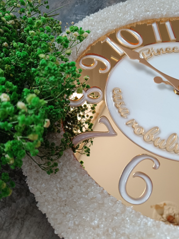 Ceas de perete handmade din rășină – Geode Monocrom Alb Diamond, unicat 40–90 cm [8]