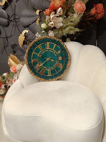 Ceas de perete handmade din rășină – Geode Monocrom Verde Smarald Auriu, unicat 40–90 cm [6]