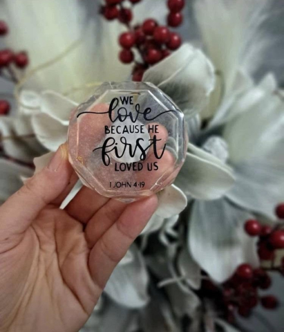 marturii-candy-din-rasina-cadou-personalizat-nunta-botez-7cm [11]