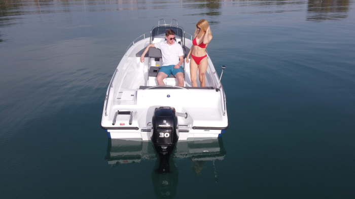 Barca cu motor BLU WATER 170 [5]