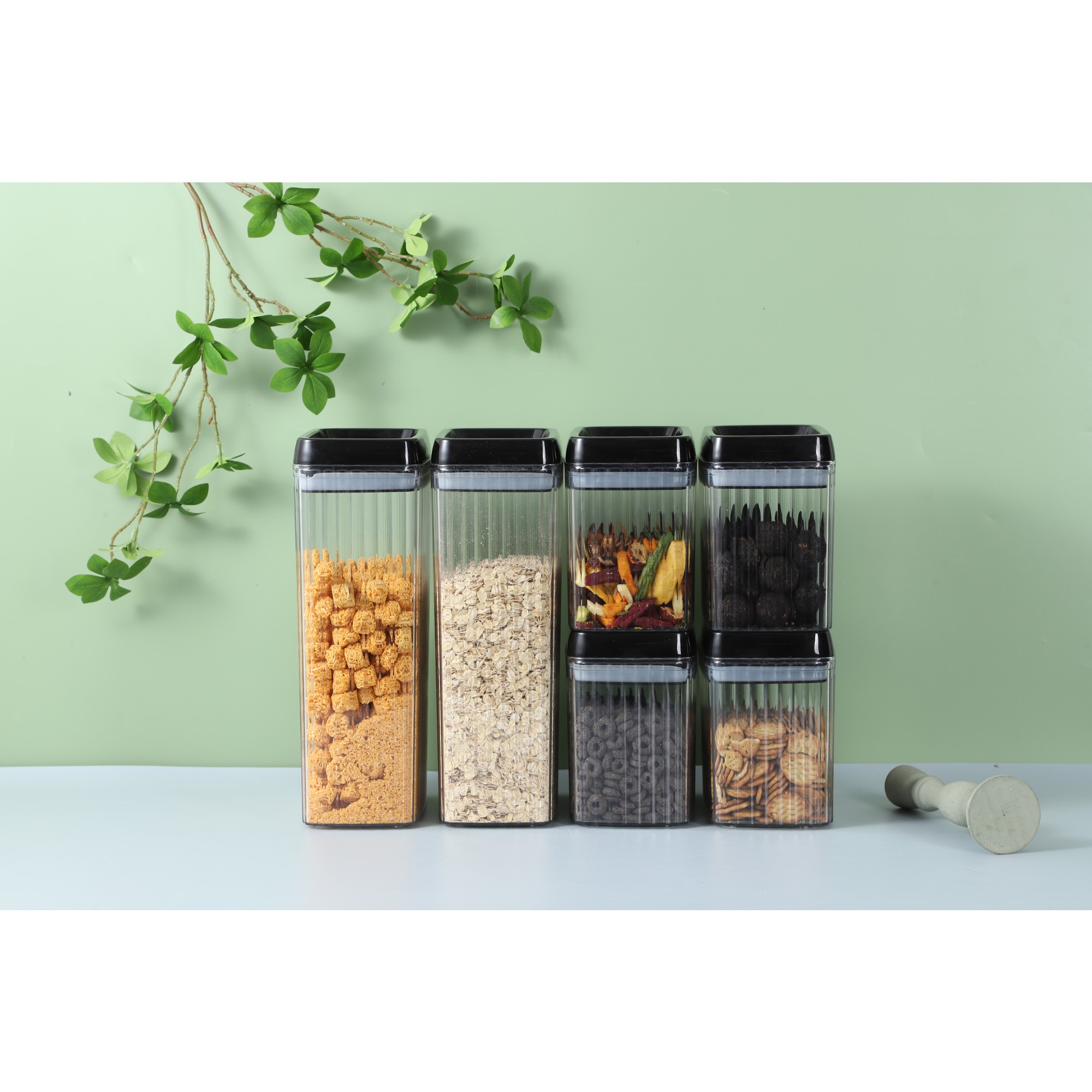 Set 5 Recipiente din Plastic, pentru Alimente/Obiecte, Inchidere Ermetica, Textura Ondulata, 4 x 1.5l, 1 x 3.3 l, Transparent [11]