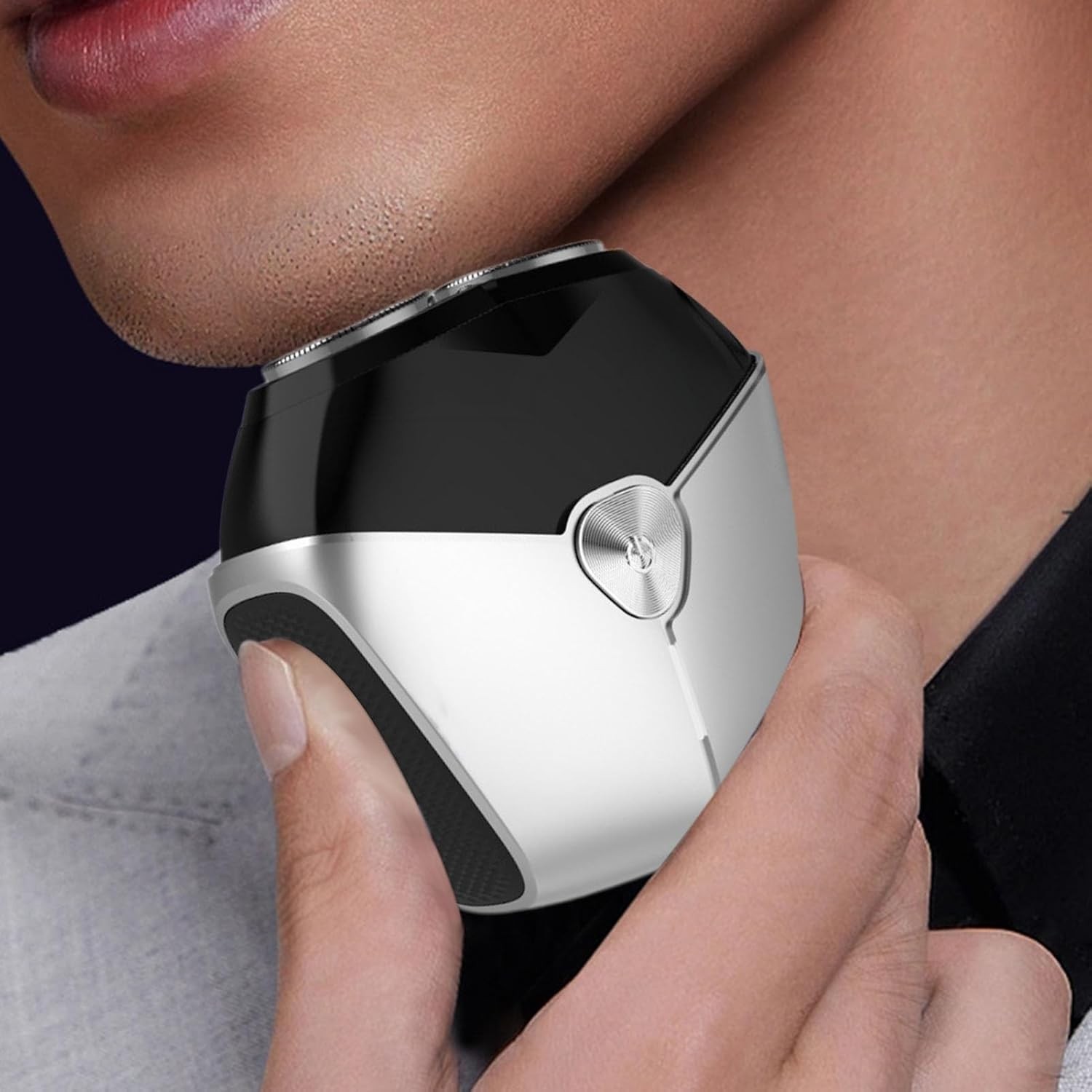 Aparat de Ras Portabil, 8W, Autonomie 60 min, Incarcare Cablu Type C Inclus, Periuta de Curatare, Husa, Reincarcabil, 7.3x7.5x3.3 cm, Gri [6]