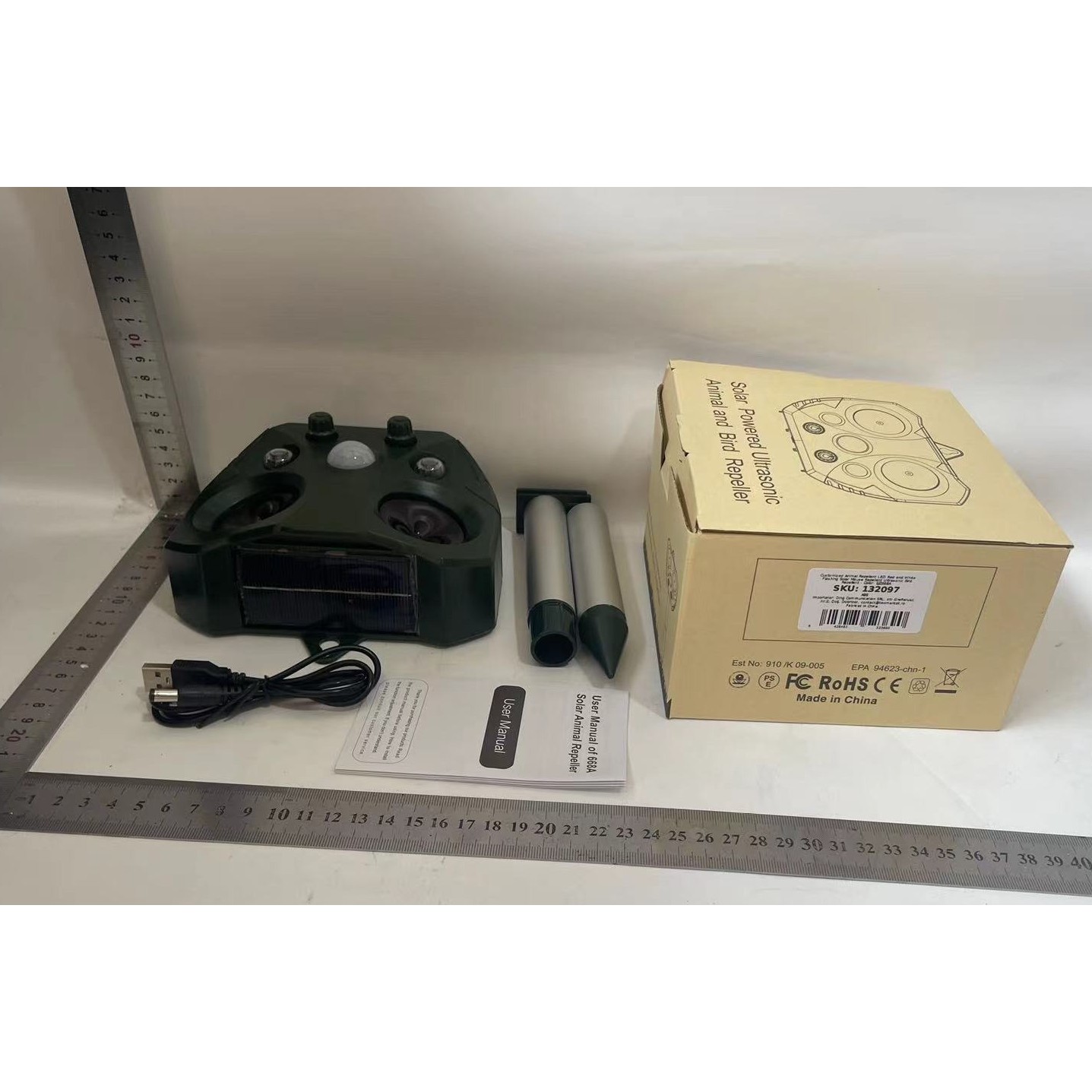 Aparat Solar LED cu Ultrasunete, Repelent pentru Animale Mari si Mici, Lumina Rosie si Alba, Anti Rozatoare, Anti Insecte, 15 x 14 x 24 cm, Verde [1]