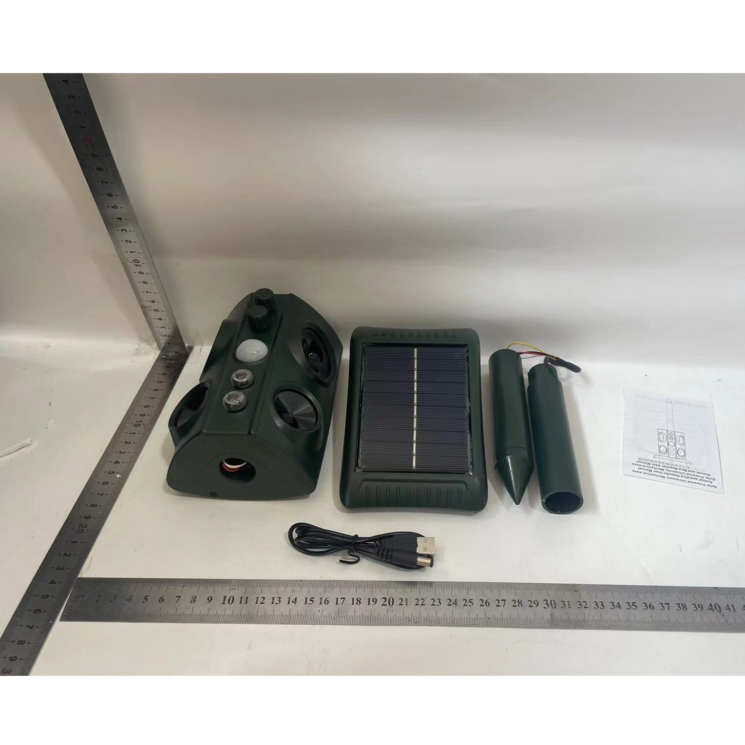 Aparat Solar LED cu Ultrasunete, Repelent pentru Animale Mari si Mici, Lumina Rosie si Alba, Anti Rozatoare, Anti Insecte, Frecventa 13.5KHZ-45.5KHZ, Senzor PIR, 15.5 x 15.4 x 26.2 cm, Verde [1]