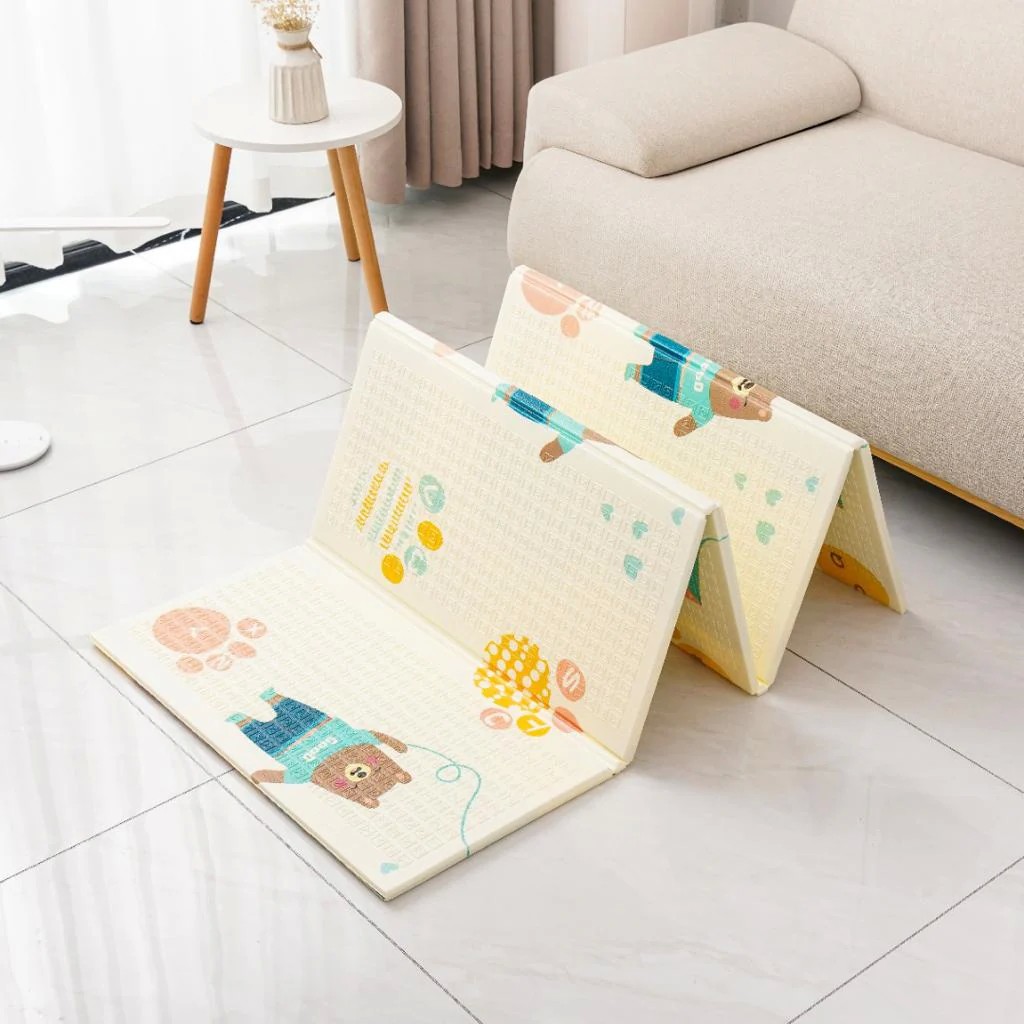 Covoras pentru Copii, cu 2 Fete, Model Zmeu/Ursi, din XPE+PE, Impermeabil, Antiderapant, Protectie Termica, +3 Luni, Pliabil, 150 x 200 x 1.5 cm, Multicolor [4]