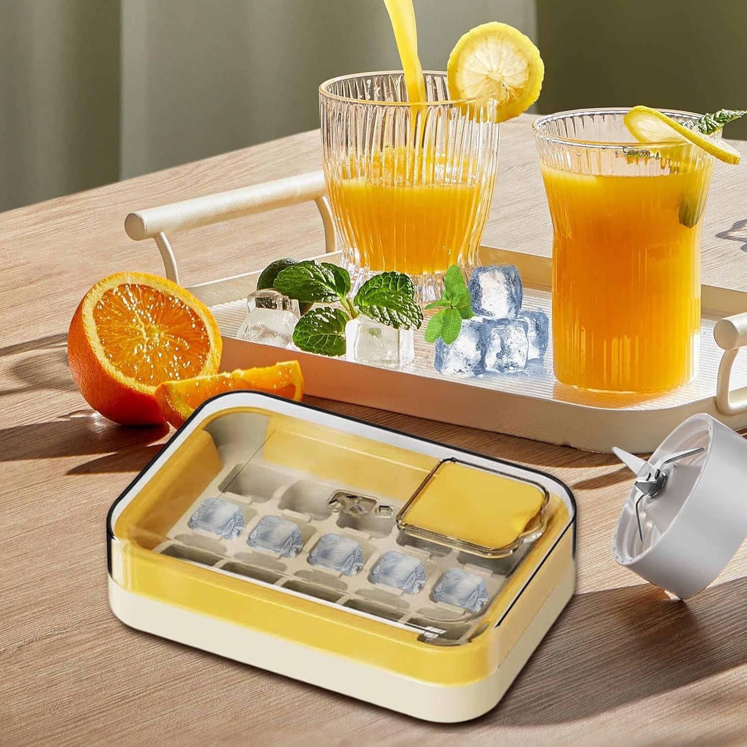 Cutie Gheata, 15 Cuburi, Cu Sistem de Presare Spate, Capac de Umplere ?i Evacuare, 1 L, 16.5 x 11.2 x 4.5 cm, Galben [1]