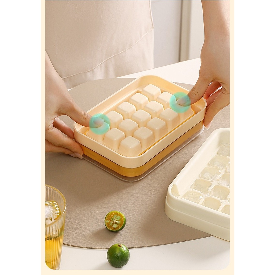 Cutie Gheata, 15 Cuburi, Cu Sistem de Presare Spate, Capac de Umplere ?i Evacuare, 1 L, 16.5 x 11.2 x 4.5 cm, Galben [4]