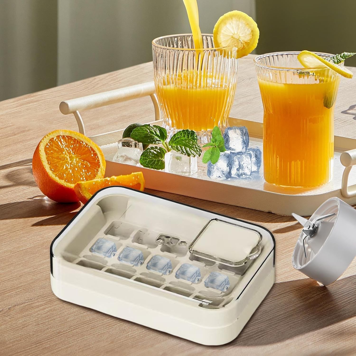 Cutie Gheata, 15 Cuburi, Cu Sistem de Presare Spate, Capac de Umplere ?i Evacuare, 1 L, 16.5 x 11.2 x 4.5 cm, Alb [1]