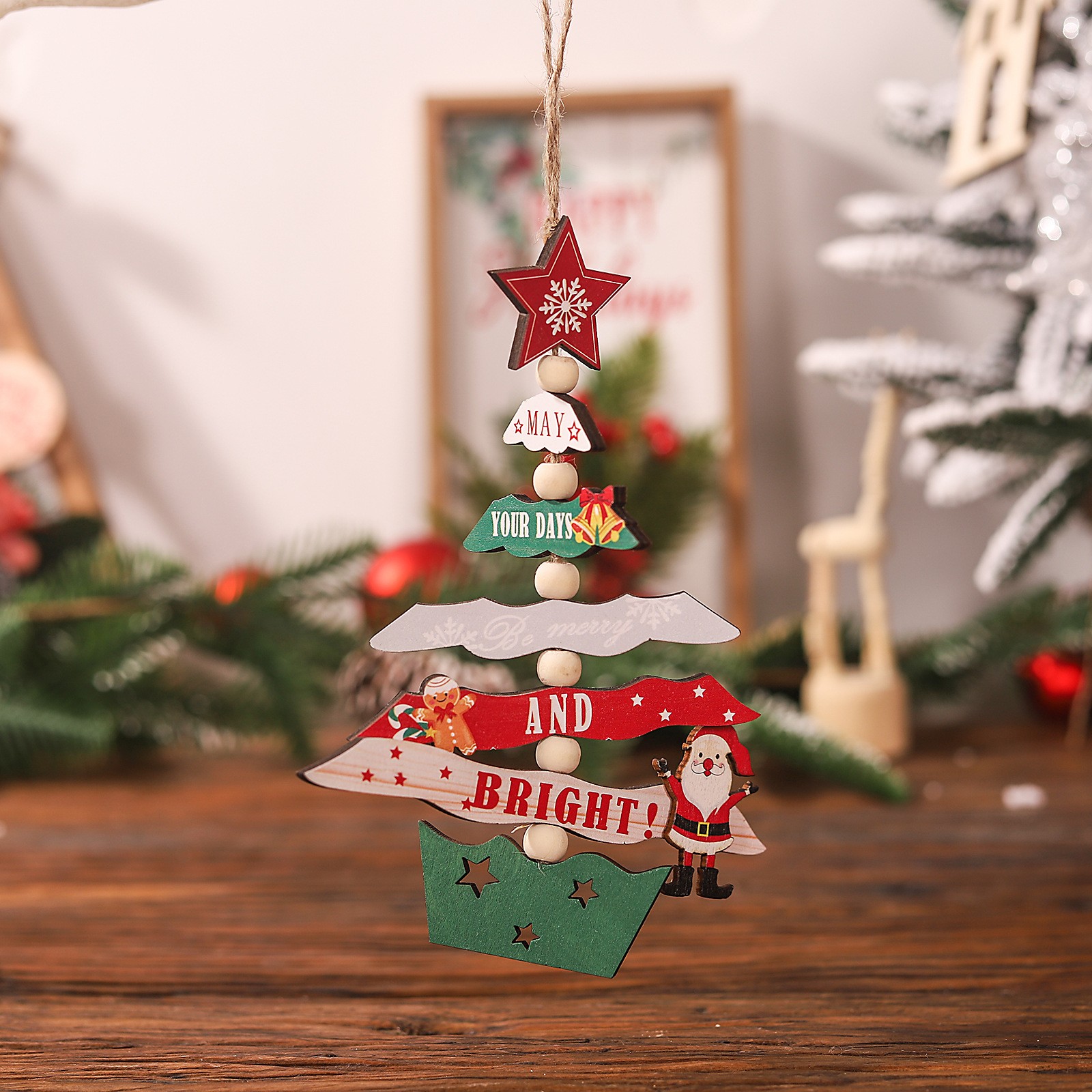 Decoratiune de Craciun din Lemn, cu Snur pentru Agatare in Brad, Model Brad de Craciun, Scris May Your Days Be Merry And Bright, 17x12.8x0.4 cm, Multicolor [2]