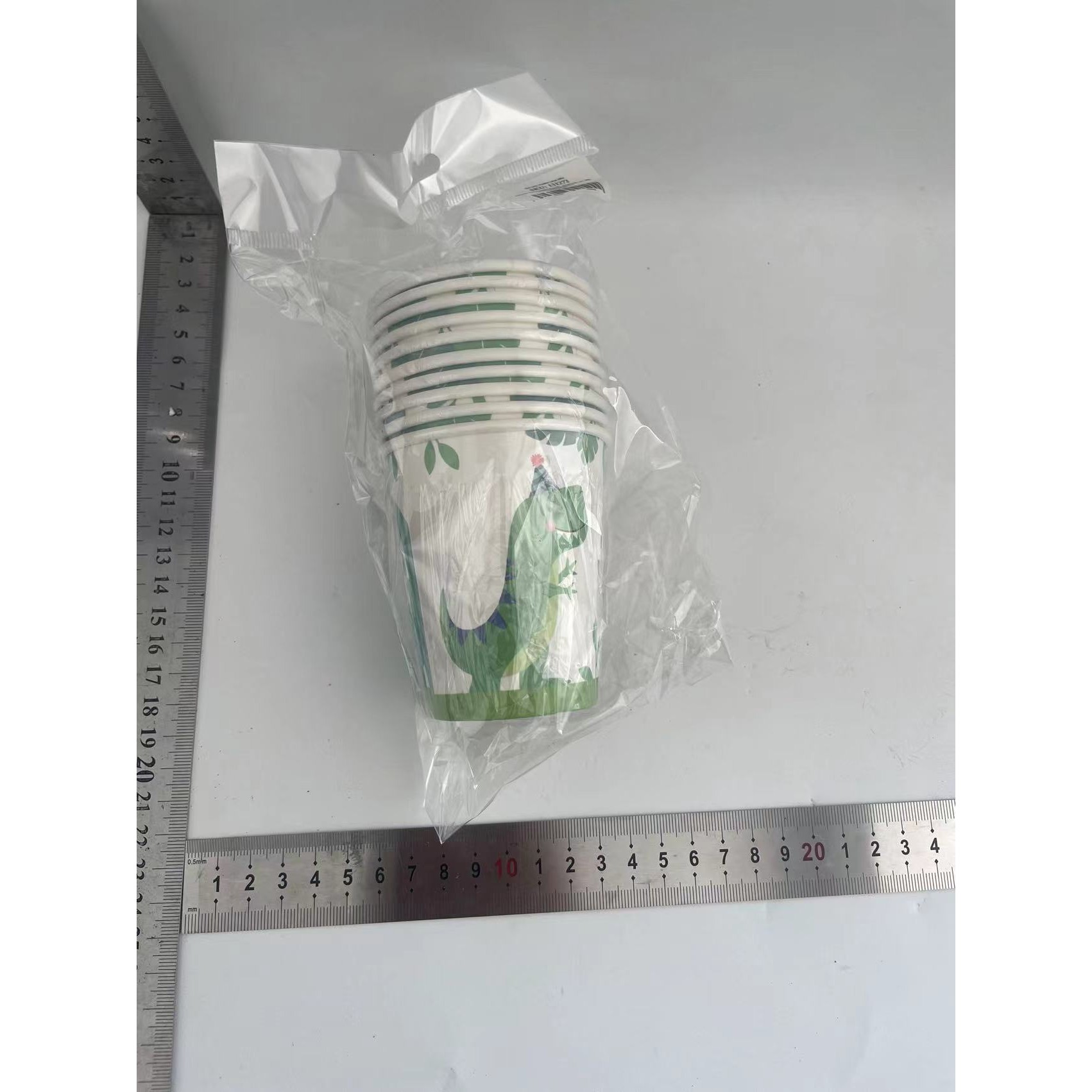 Set 10 Pahare de Carton Happy Birthday, Model Dinozauri, Tematica Aniversare, 7.5x8.5 cm, 200 mL, Multicolor [1]