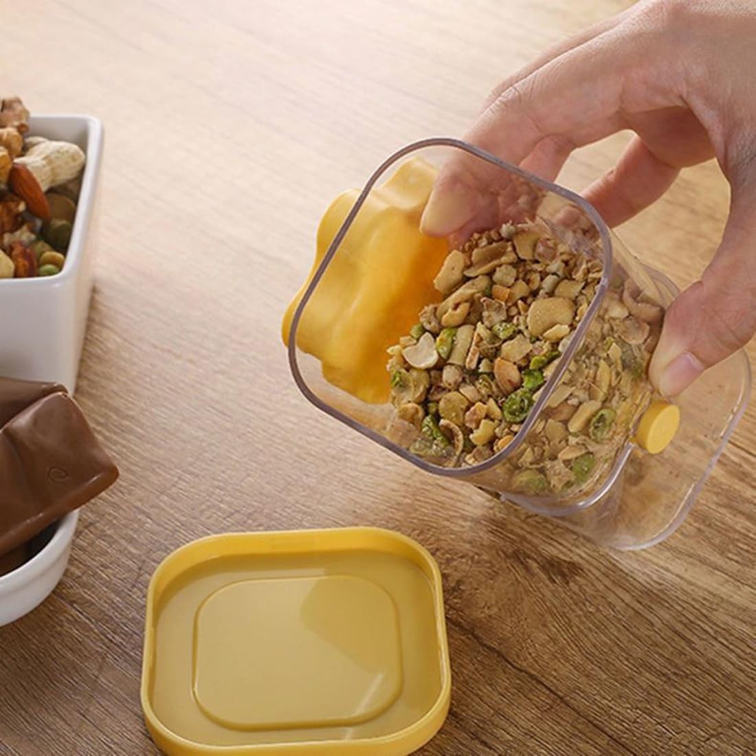 Dispozitiv de Zdrobit, pentru Alune, Nuci, Ciocolata, Manual, din ABS, 10 x 7.2 cm, Galben [1]