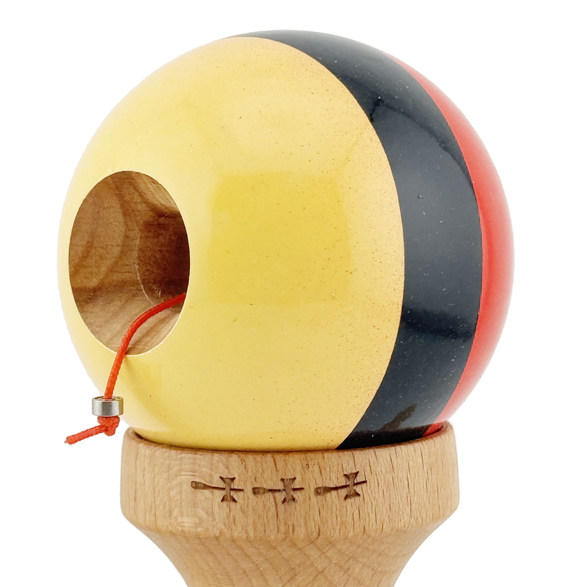 Kendama X Originala, Profesionala, Big Cups V2, Super Sticky cu Cupe Mari, Rulment Metalic, din lemn 18 cm, Ata 55 cm, Rosu/Negru/Galben [5]