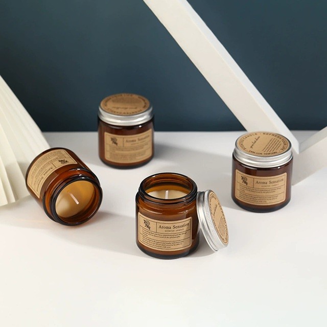 Lumanare Parfumata, Model Borcan Maro, Aroma de Ceai Alb Lychee, din Ceara Vegetala, 6 x 6.5 x 6.5 cm, Maro [8]