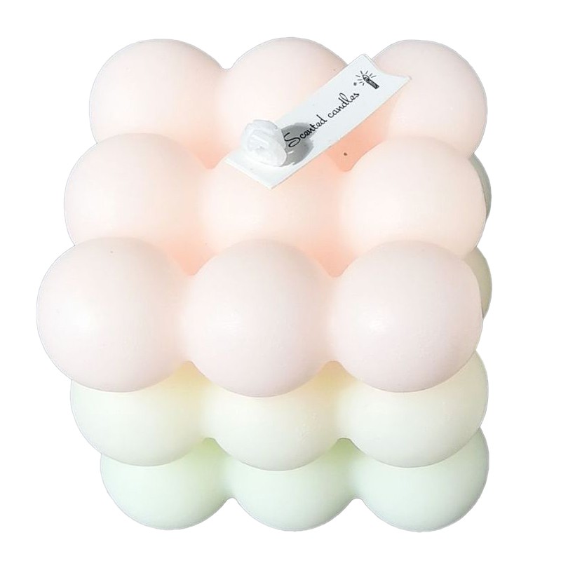 Lumanari - Lumanare Parfumata, din Ceara De Soia, Model Cub, Gradient in 3 Culori Pale, 6x6x6 cm, Aroma de Piersici, Bej