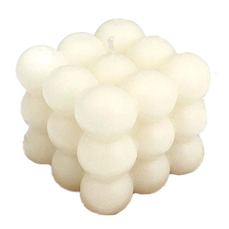 Lumanari - Lumanare Parfumata, din Ceara De Soia, Model Cub, Gradient in 3 Culori Pale, 6x6x6 cm, Aroma de Musetel, Alb