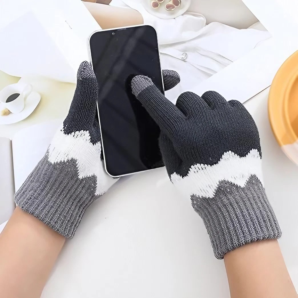 Manusi de Dama, Model Ondulat, Functie Touchscreen (ecran tactil), Material Acril Tricotat, Manseta Elastica, Interior Catifelat, Marime Universala, Gri/Alb [4]