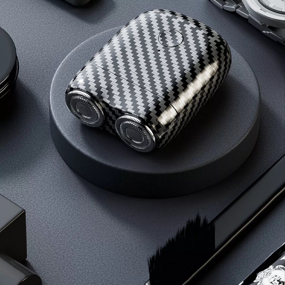 Mini Aparat de Ras Electric, din ABS cu Fibra de Carbon, Portabil, Cap Rotativ Detasabil cu 2 Lame de Otel, Rezistent la Apa, Incarcare Type-C, Autonomie 45 min, Alb/Negru [2]