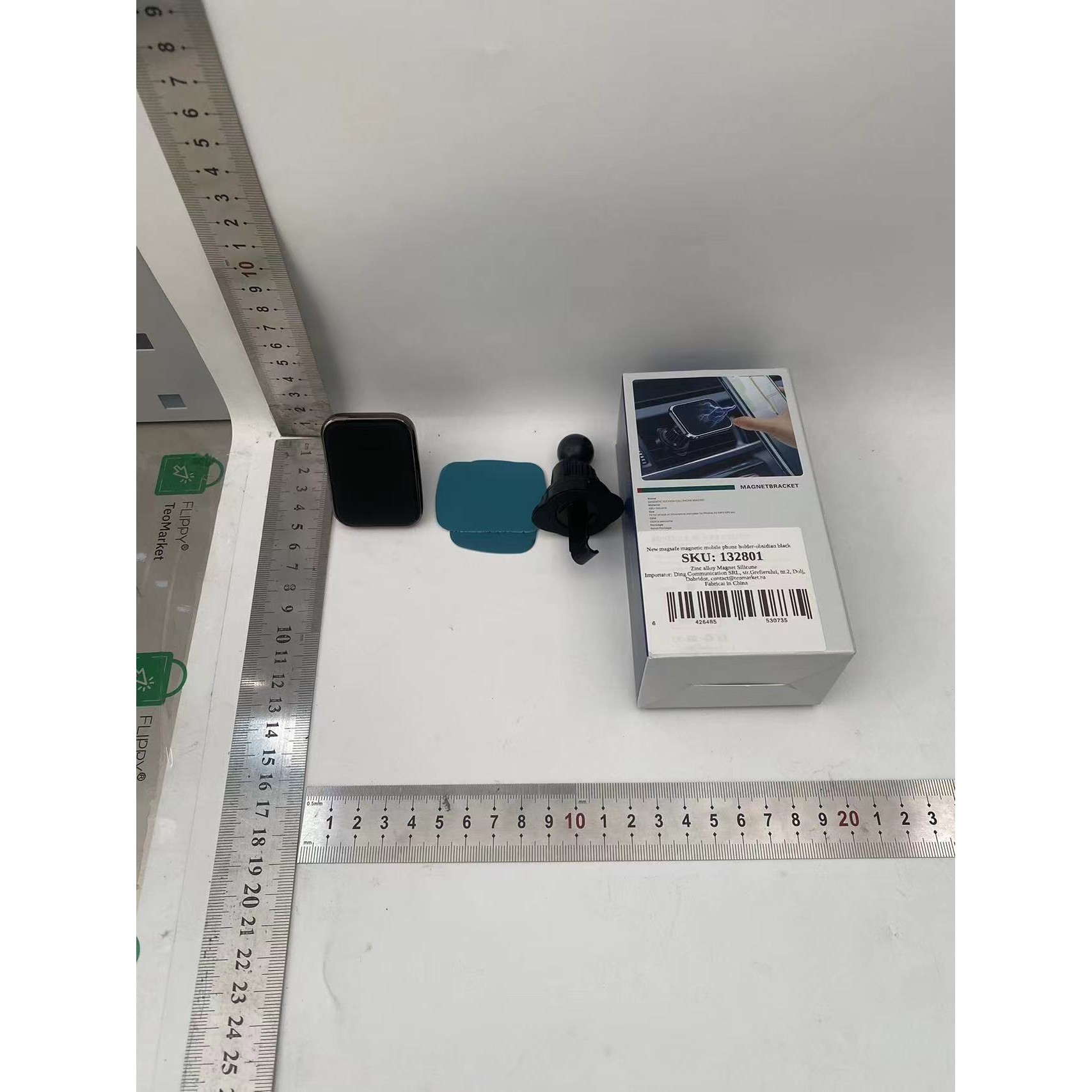 Suport Auto pentru Telefon, MagSafe, cu Magnet, Prindere Grila de Ventilatie, Detalii Fine, Rotativ 360 de Grade, Plastic Magnet Silicon, 5.1x3.9 cm, Negru Argintiu [1]