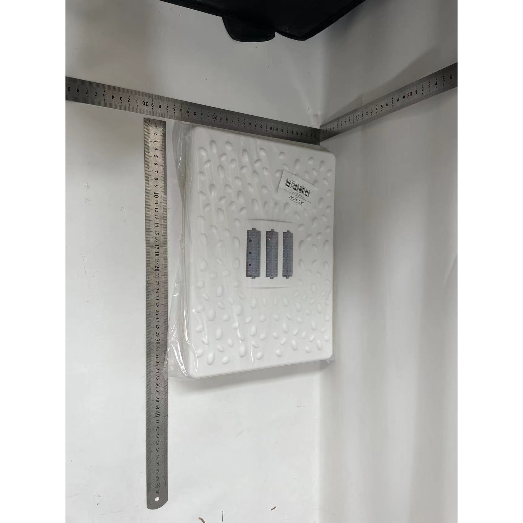 Suport Ergonimic pentru Picioare, Plastic, cu Role de Masaj pentru Talpi, pentru Birou, Usor de Transportat, Detasabil, 33.5x24x12 cm, Alb [1]