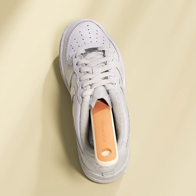 Perie Multifunctionala 2 in 1, Perie Densa/Perie din Piele de Caprioara, cu Recipient Lichid, Maner Lung, 20.1x 4.3 x 5 cm, Portocaliu [10]