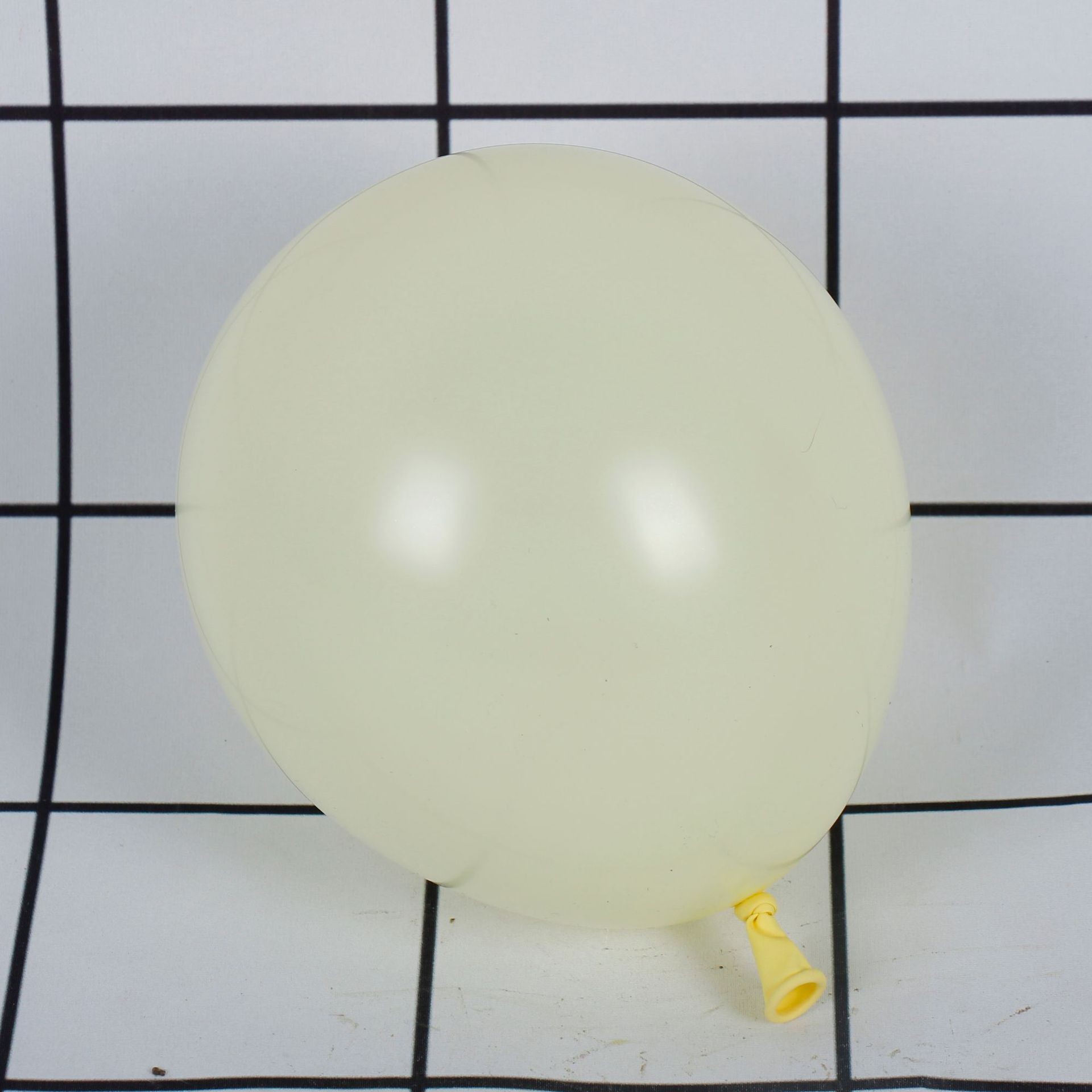 Set 12 Baloane, din Latex Macaroon, 30 cm, Galben [2]