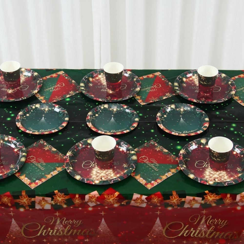 Set 16 Farfurii de Unica Folosinta, Model Brad de Craciun Merry Christmas, Tematica Craciun, 23 cm, Rosu/Verde [5]