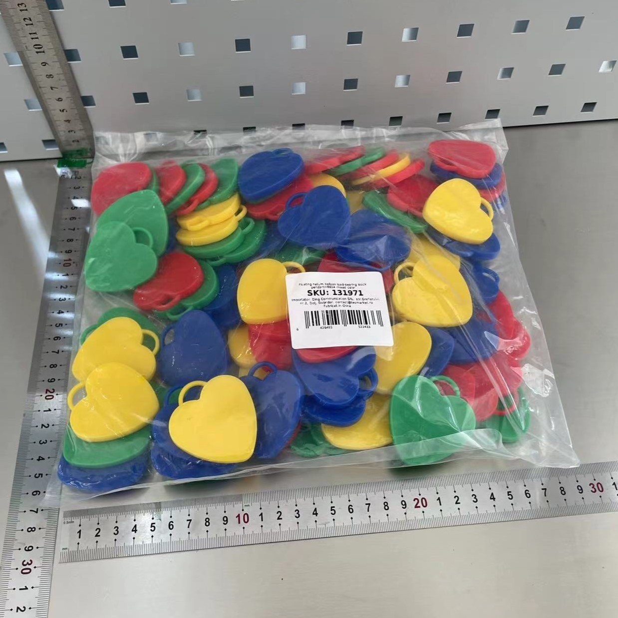 Set 4 Greutati pentru Baloanele cu Heliu, 32 grame, 8 grame Fiecare, Plastic, Forma Inima, Multicolor [1]