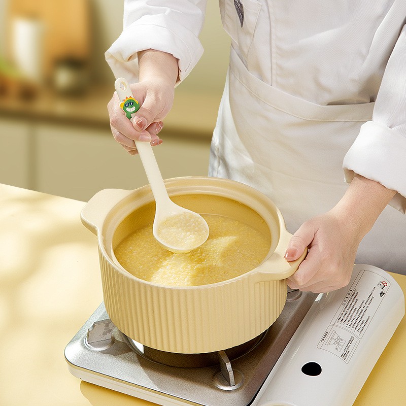 Set 4 Ustensile de Bucatarie, pentru Copii, din Silicon, Termorezistente, Design Animat, 13 x 24 x 5 cm, Bej [8]