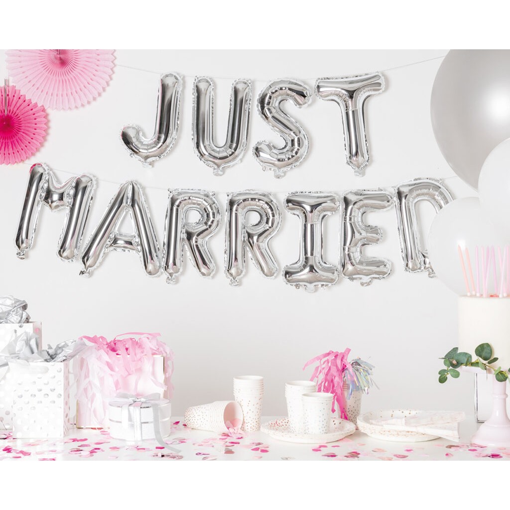Set Baloane din Folie Metalizata, Figurine Litere, Model Just Married, Tema Nunta, 40 cm, Baloane Party, Ambalaj Individual, Pai inclus, Umflare cu Aer sau Heliu, Argintiu [1]