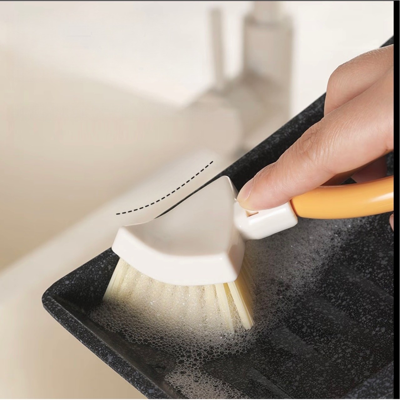 Perie Multifunctionala, Pliabila, Triunghiulara, 15 x 3.5 x 5.8 cm, Portocaliu [1]