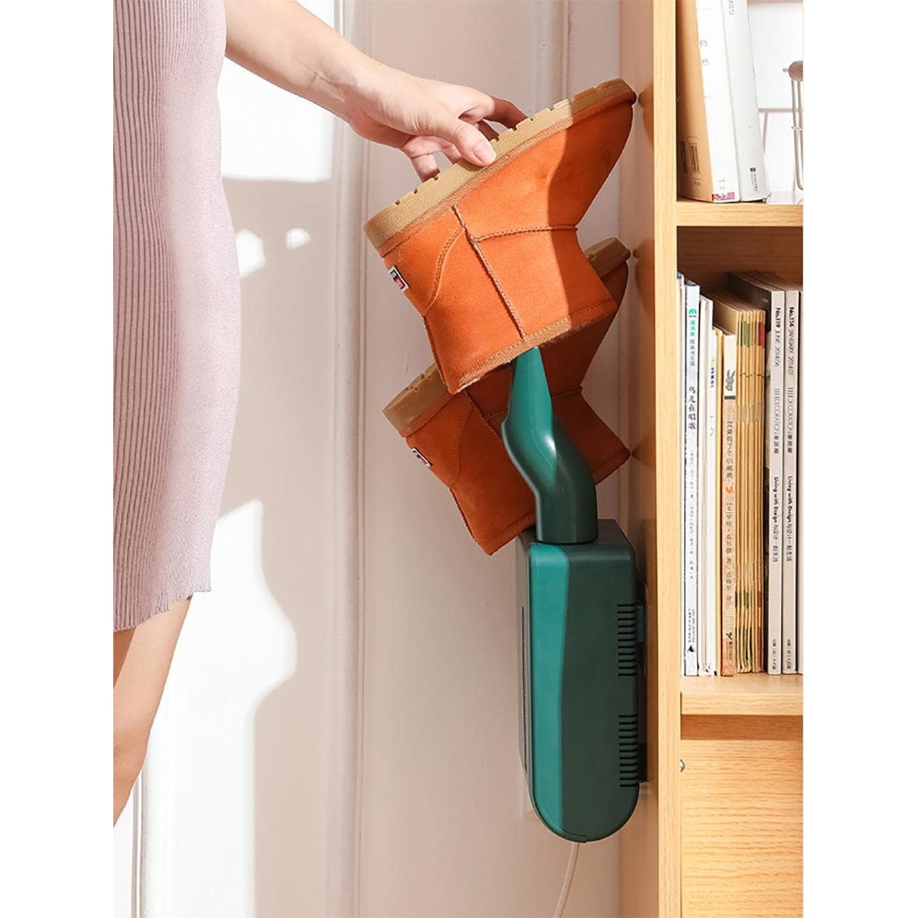 Uscator de Pantofi, Functie de Uscare, Dezinfectie, Dezodorizare, Montaj pe Perete fara Perforare, din PVC, Silentios, Timer, Verde [5]