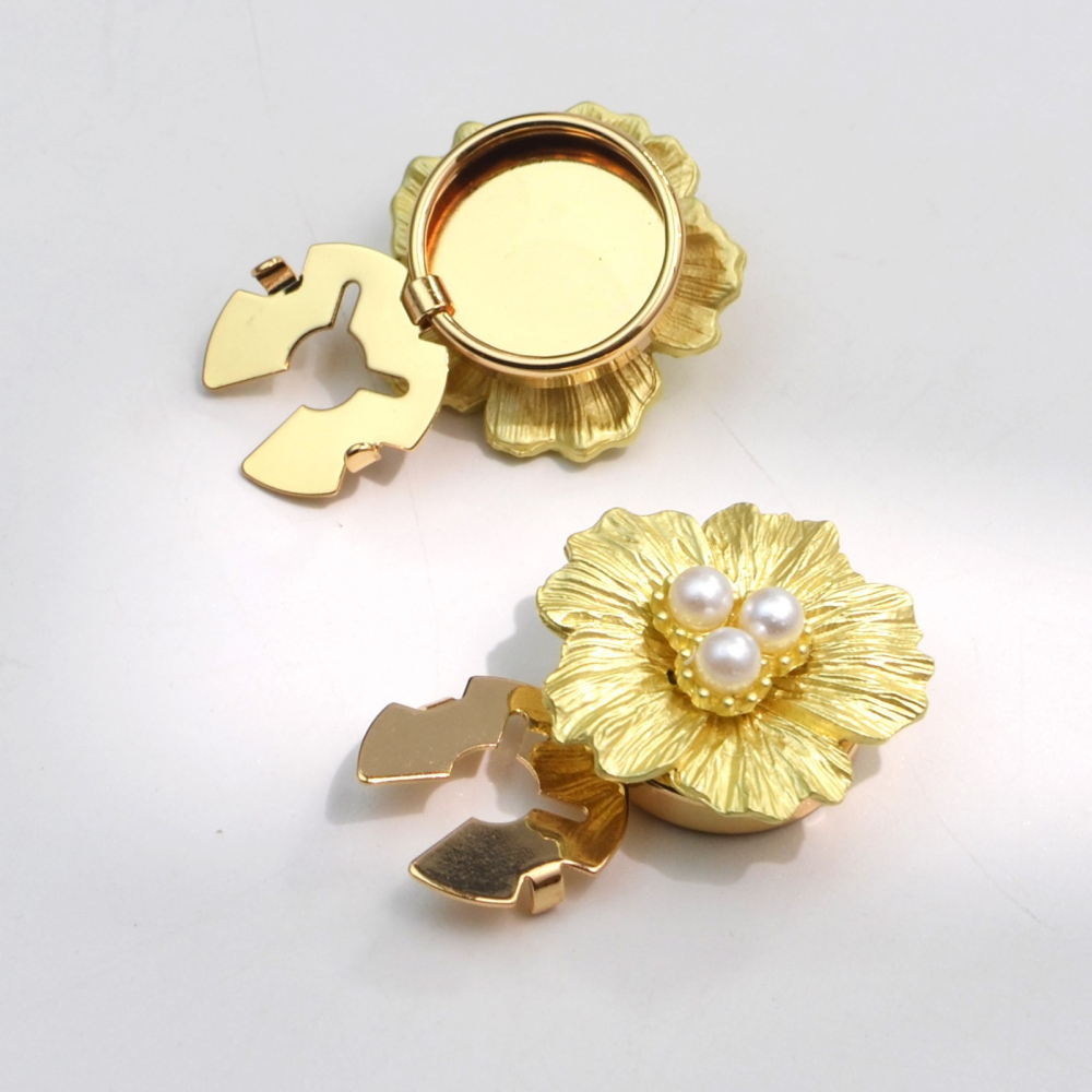 Accesoriu pentru Nasturi, Flippy, Model Floare cu Perle, din Metal, 2.5 x 1.7 cm, Auriu [4]