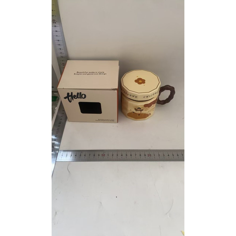 Cana din ceramica, Cana pentru Cafea, Ceai, Cana Universala, Unisex, Cana cu Capac, 9 x 8 x 8 cm, 400 ml, Model Baietel Bej [3]