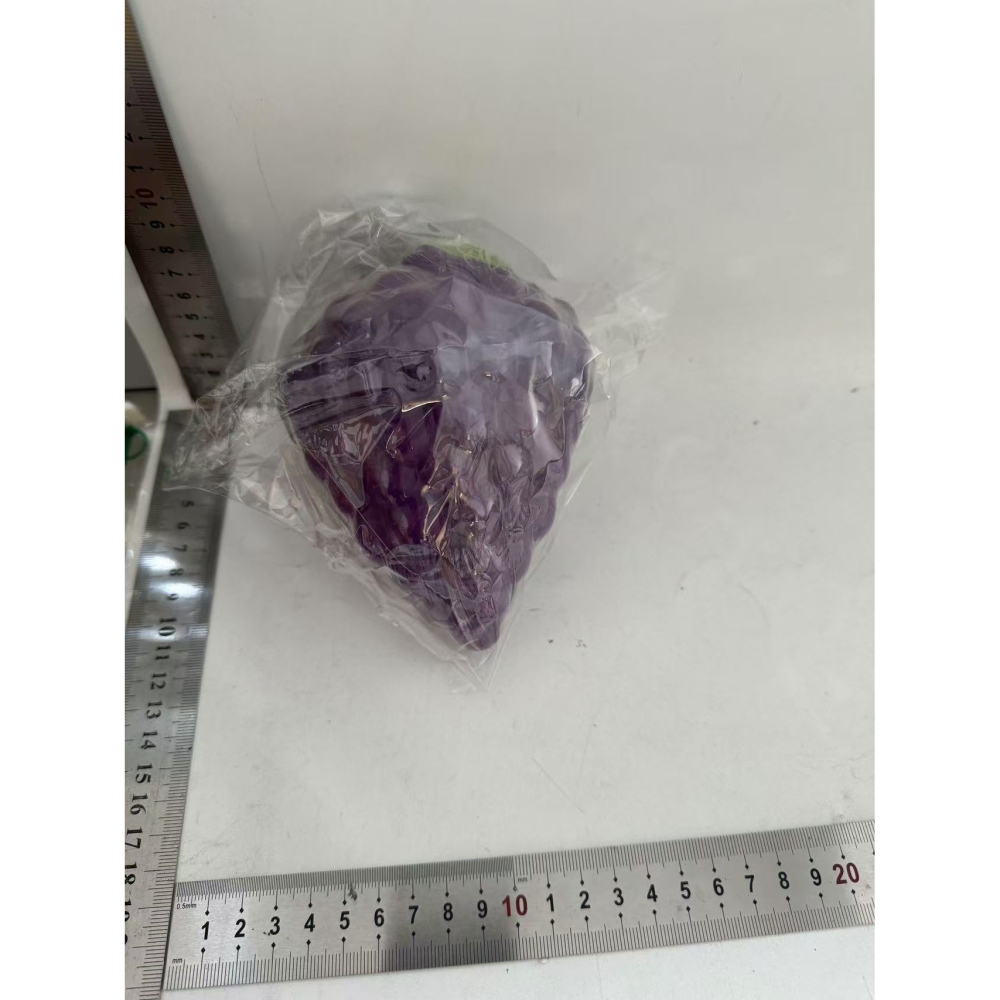 Cutie de depozitare si pastrare a alimentelor, Plastic, Model Strugure, 10x10x13.5 cm, Mov [2]