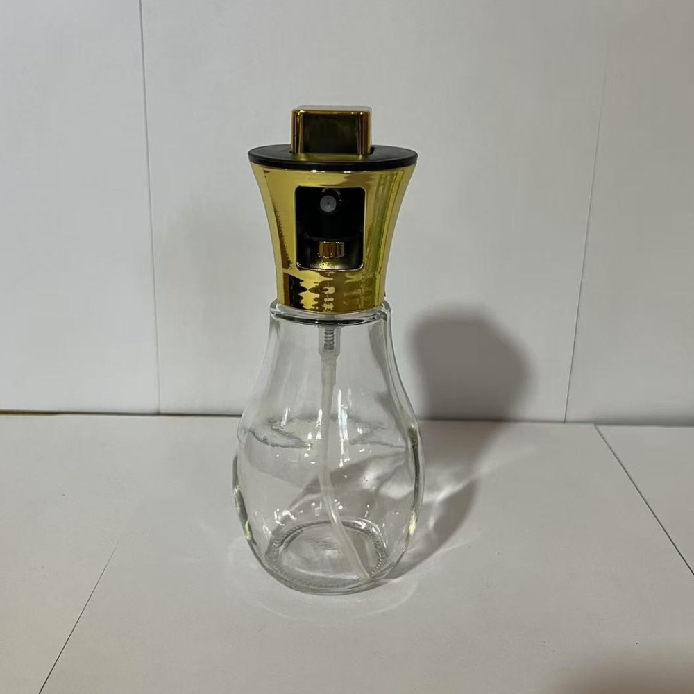 Sticla de ulei cu Pulverizator, Sticla pentru Lichide de Bucatarie, Otet, Sos, 16.7 x 5.2 cm, Volum 200 ml, Gold [5]