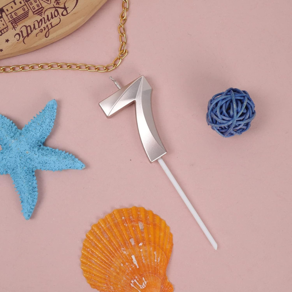 Lumanare Cifra 7, Model Diamond, 5 x 3.4 cm, Argintiu [3]