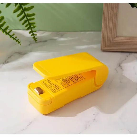 Mini Aparat de Sigilat Pungi cu Baterii, Etansare prin Caldura, Spate Magnetic, Portabil, 9.7x3 cm, Galben [4]