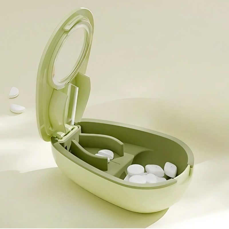 Cutie Taiat Pastile si Depozitare Medicamente, Galbena, 8x5x2.65 cm, Compacta si Portabila, Ideala Pentru Calatorii [3]