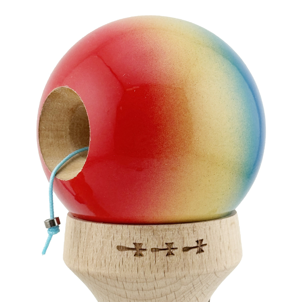 Kendama X Originala, Profesionala, Super Sticky cu Cupe Mari KING SIZE V3, Gaura in Baza, Rulment Metalic, din lemn 18 cm, Ata 62/65 cm, Gradient Albastru/Galben/Rosu [7]