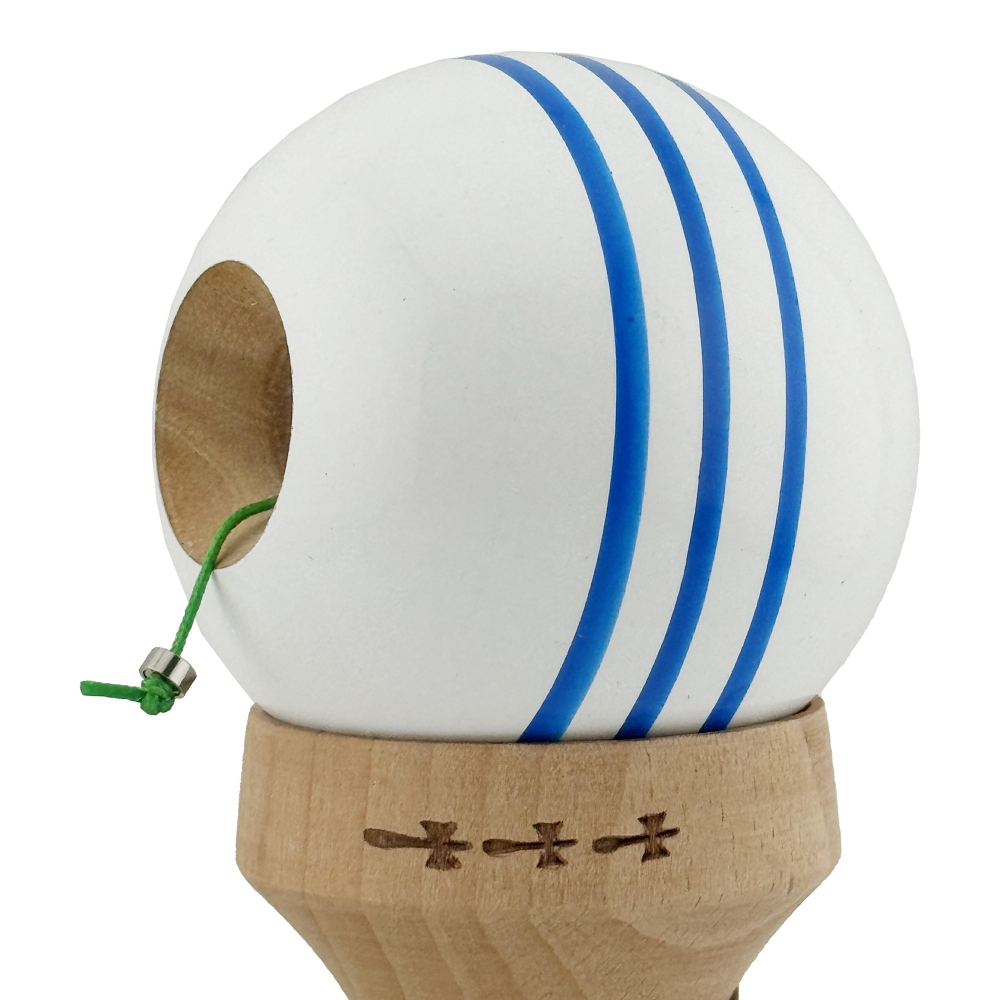 Kendama X Originala, Profesionala, Super Sticky cu Cupe Mari KING SIZE V3, Gaura in Baza, Rulment Metalic, din lemn 18 cm, Ata 62/65 cm, Special Alb/Albastru [7]