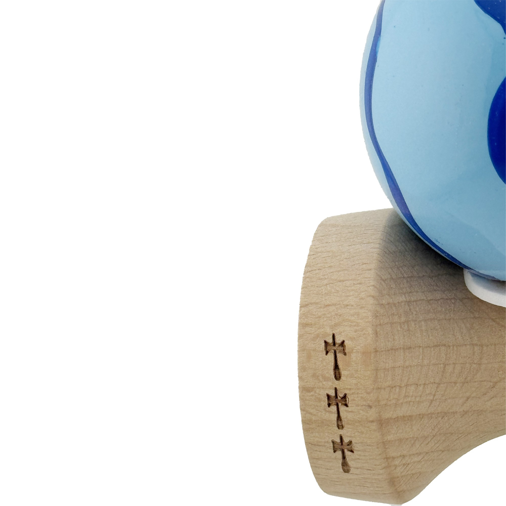 Kendama X Originala, Profesionala, Super Sticky cu Cupe Mari KING SIZE V3, Gaura in Baza, Rulment Metalic, din lemn 18 cm, Ata 62/65 cm, Special Albastru deschis [8]