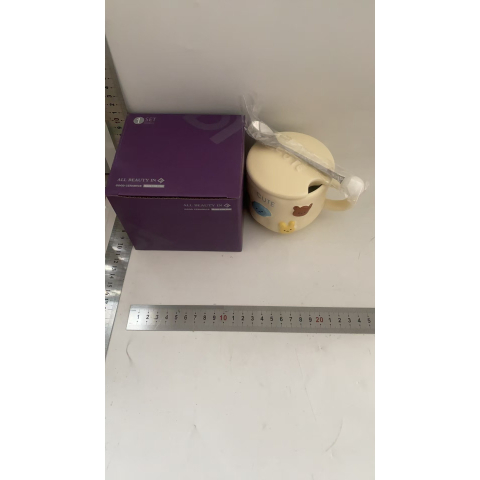 Cana ceramica, din Portelan, print Figurine Animalute, Cana penru Copii, Model CUTE, Cana cu Lingura si Capac, Ceasca pentru Cafea, Ceai, 400ml Galben [1]