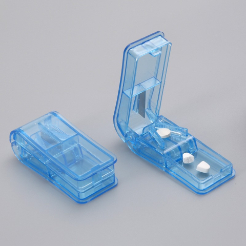 Dispozitiv pentru taiat sau sfaramat medicamente Flippy, material non-toxic, portabil, albastru [5]