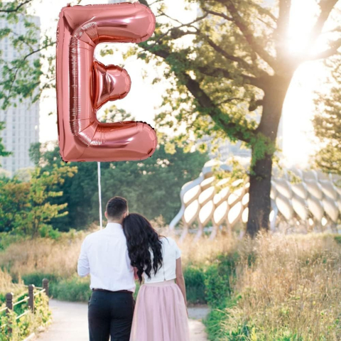 Balon Folie Metalizata Litera E, 80 cm, Umflati cu Heliu sau Aer, Ambalaj Individual, Pai inclus, Rose Gold [2]