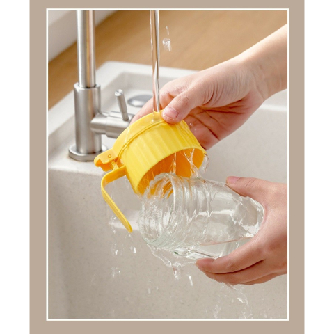 Recipient Condimente, din Stilca, 180 ml, cu Maner si Lingurita, 10.6 x 7 x 7 cm, Capac Mat, Galben [2]