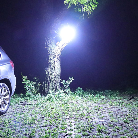 Lampa Portabila, Incarcare Solara + USB, Afisaj Inteligent al Bateriei, Raza de Actiune 32 mp, 6x9x11 cm, 3 Moduri, Negru [1]