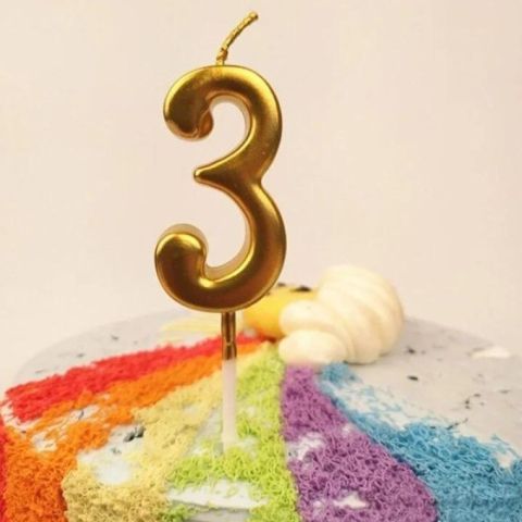 Lumanare de Tort, Model Cifra 3, Party, 4.5 x 2.5 cm, din Parafina, Auriu [1]