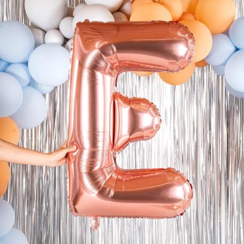 Balon Folie Metalizata Litera E, 80 cm, Umflati cu Heliu sau Aer, Ambalaj Individual, Pai inclus, Rose Gold [4]